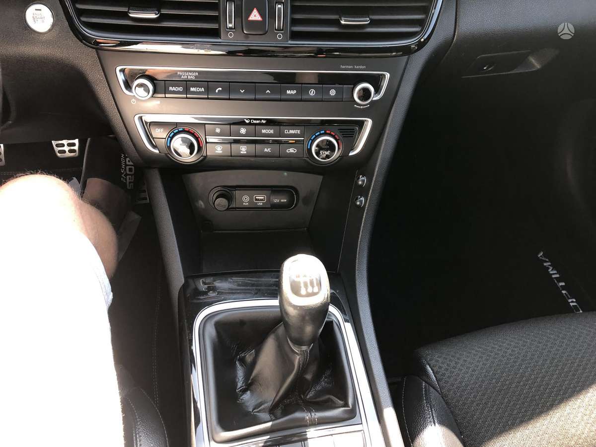 Kia Optima, 1.7 l., Универсал