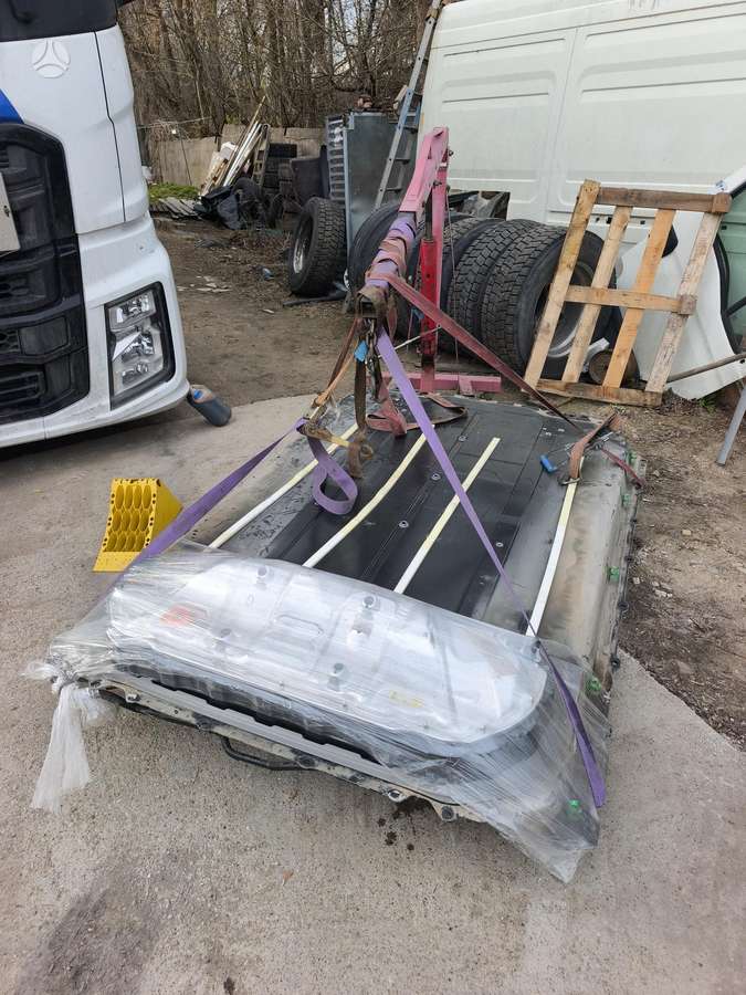 Tesla Model 3 electrical system parts