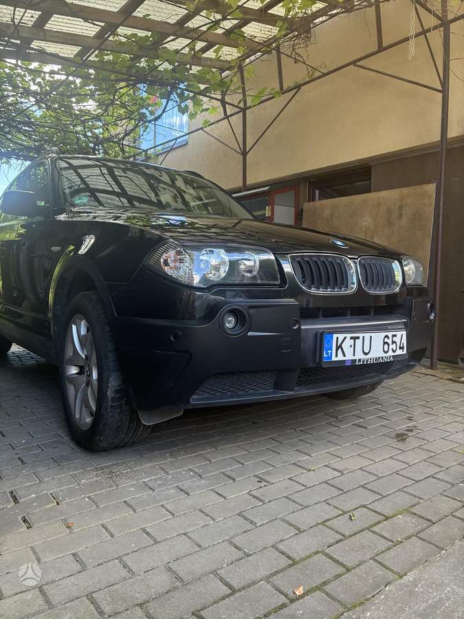 BMW X3, 2.0 l., off-road / crossover