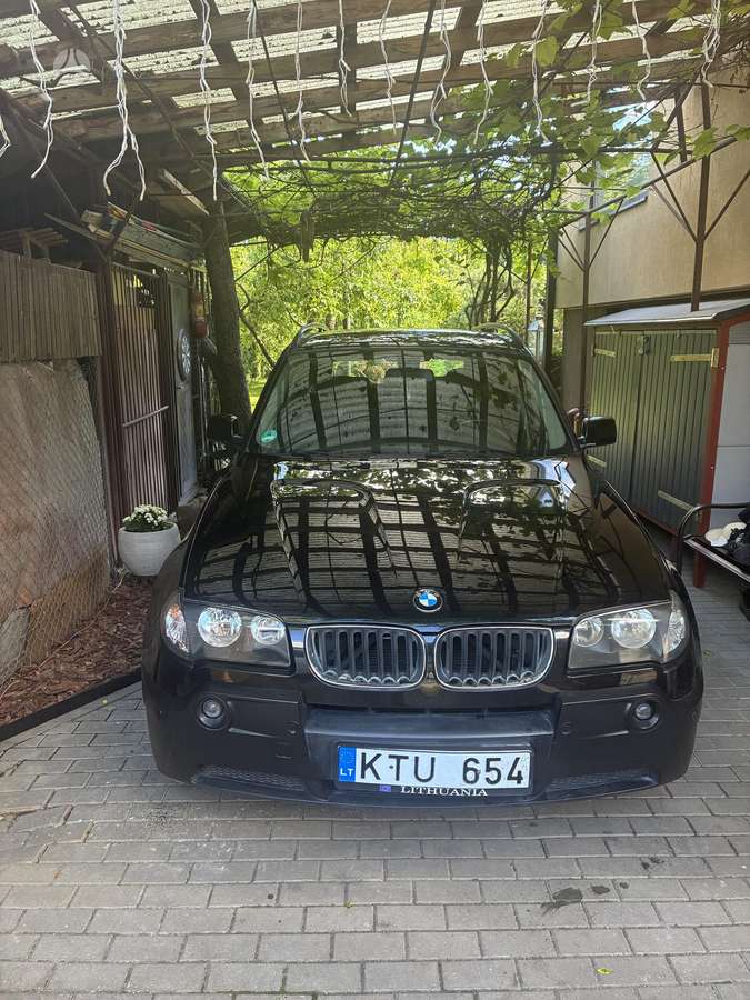 BMW X3, 2.0 l., off-road / crossover