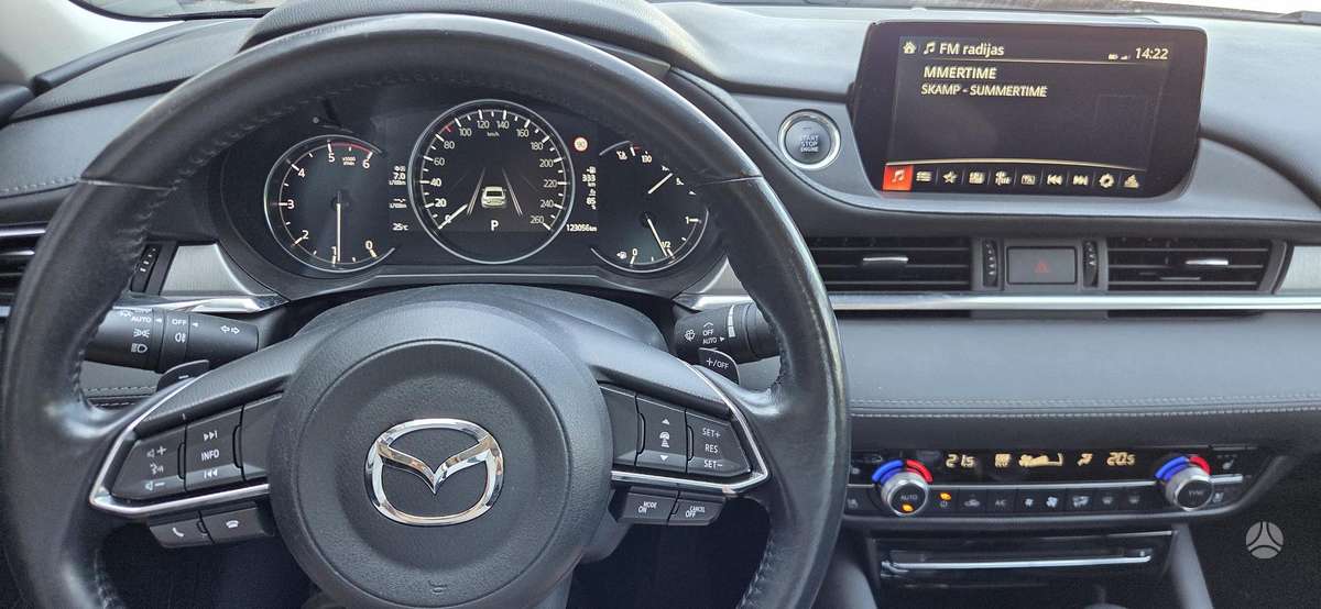 Mazda 6, 2.2 l., Седан