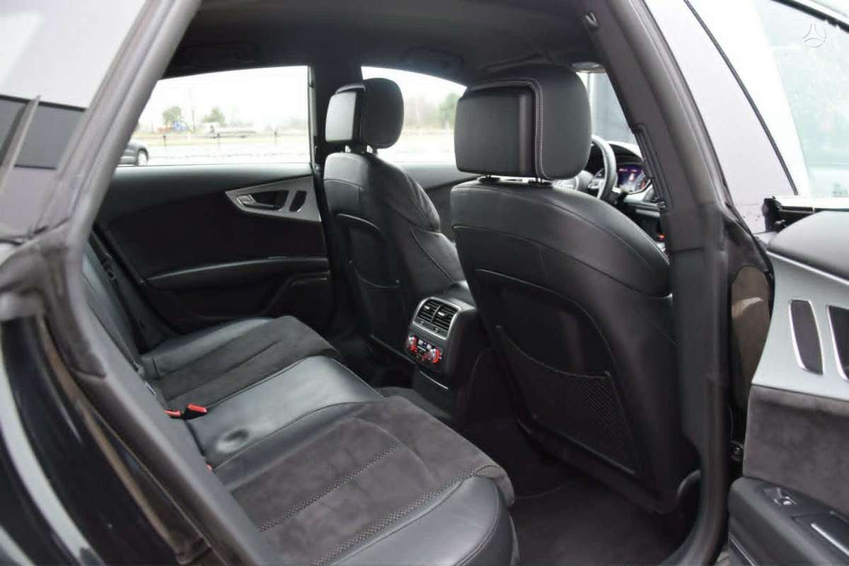 Audi A7, 3.0 l., Седан
