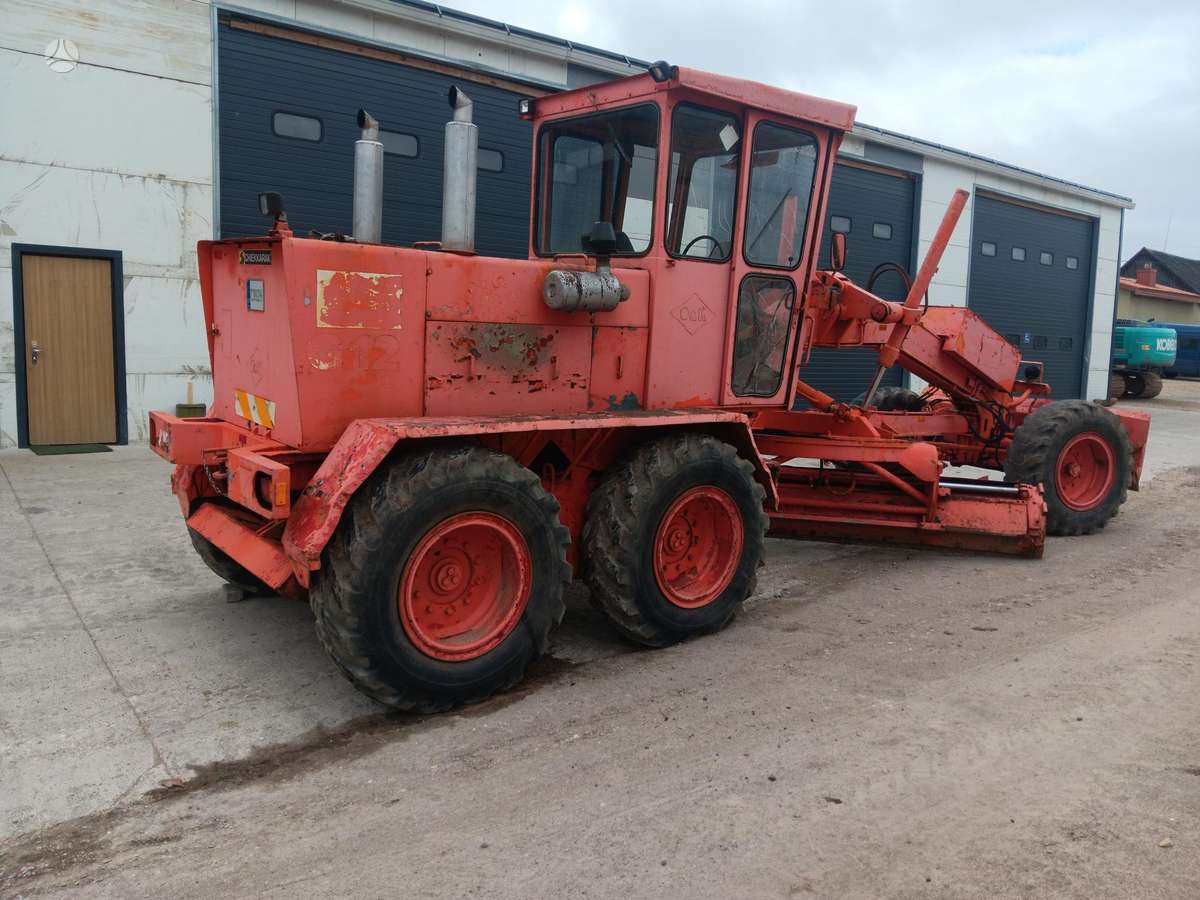 O&K G12, greideri