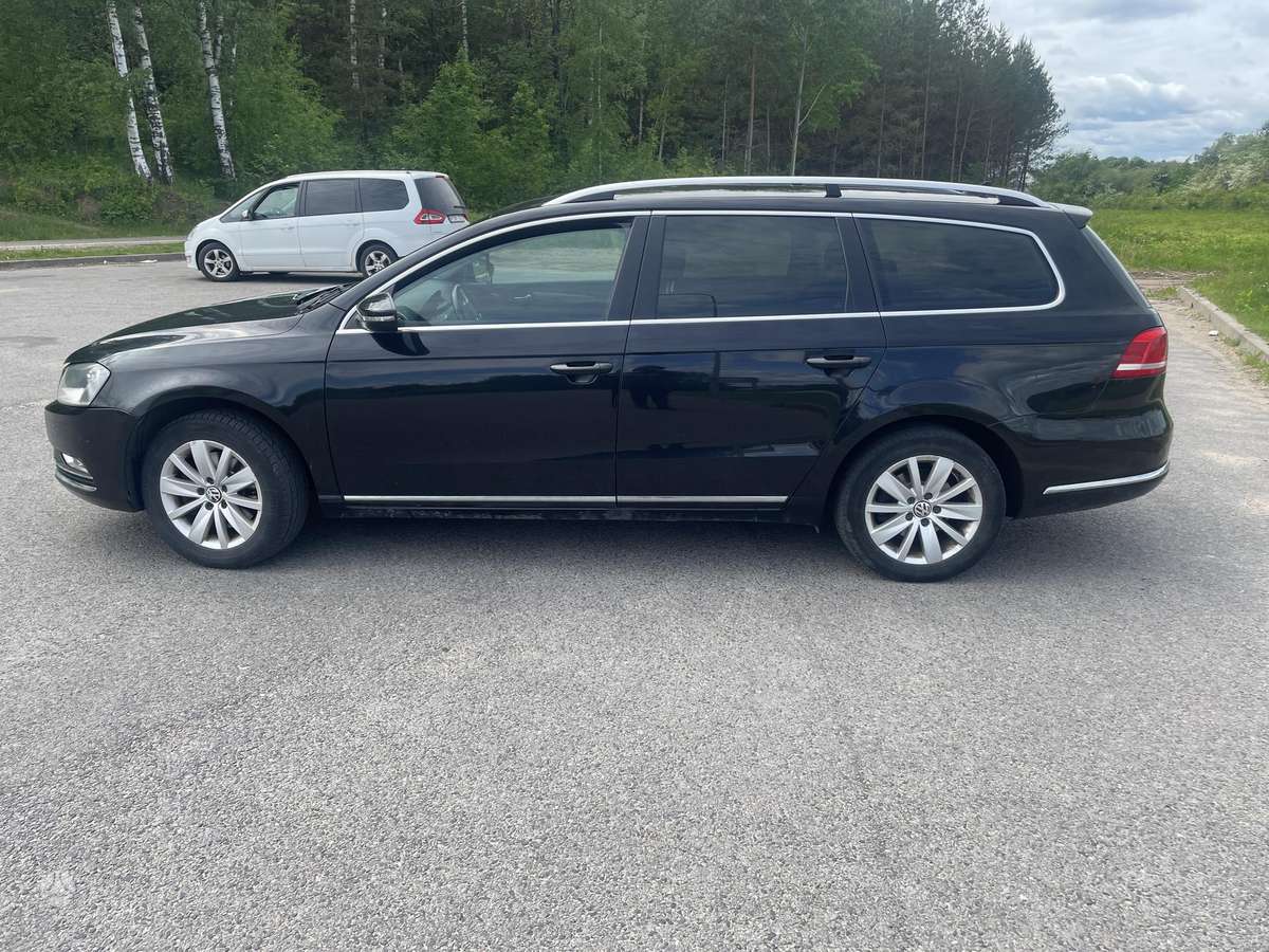 Volkswagen Passat - 2