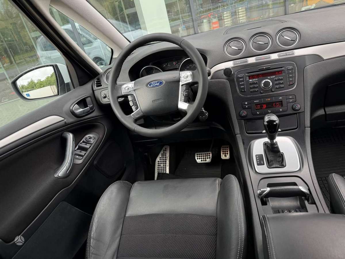 Ford S-MAX, Минивэн