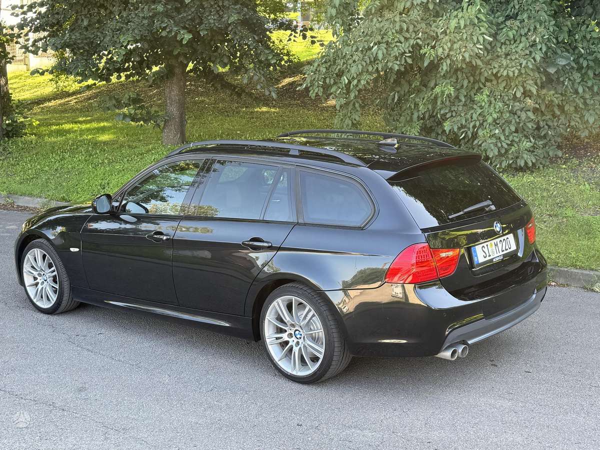 BMW 330, 3.0 l., Универсал