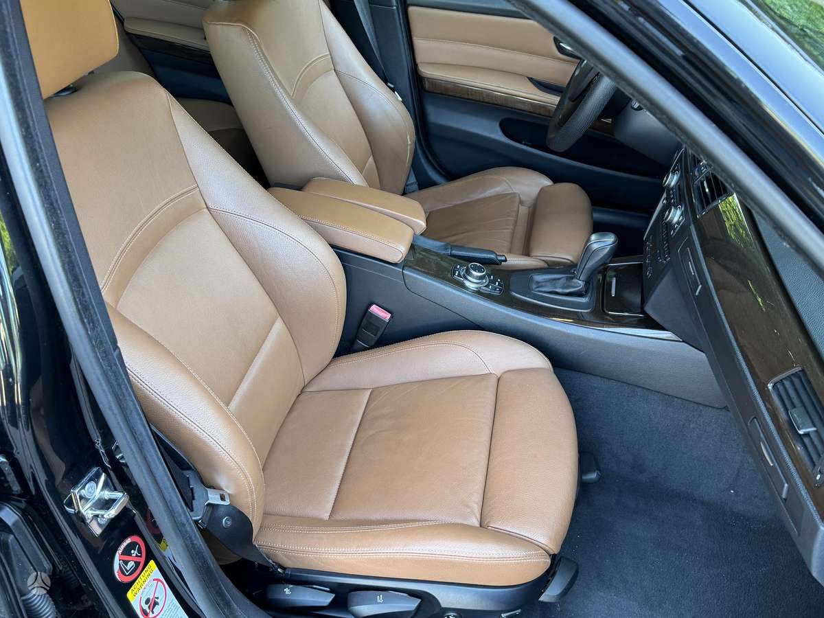 BMW 330, 3.0 l., Универсал