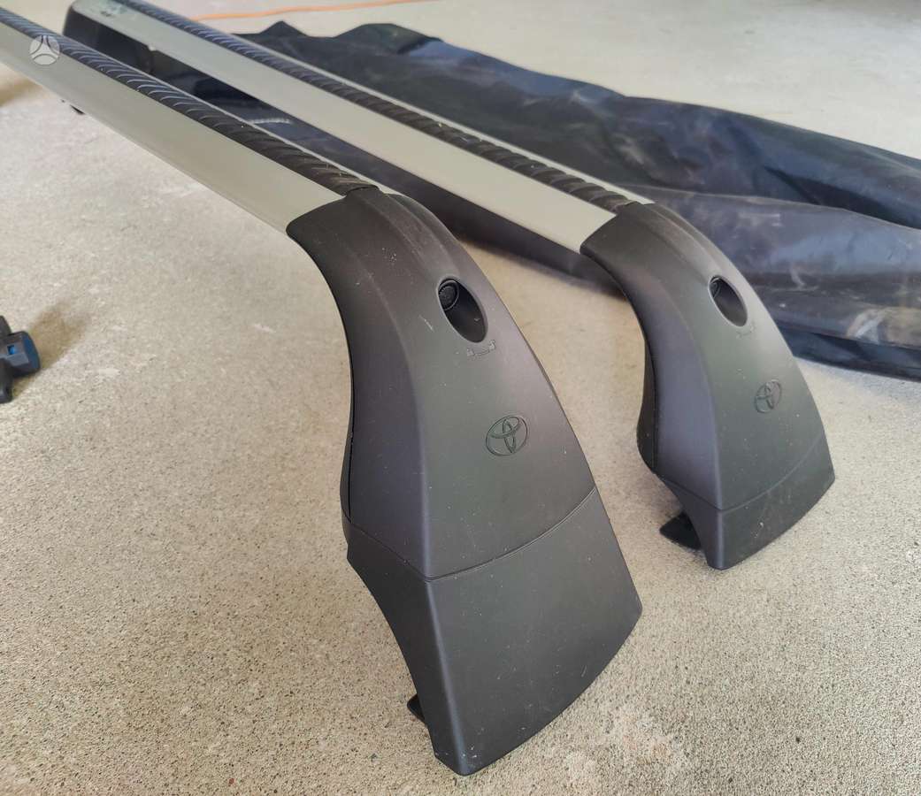 Toyota C-HR roof rack