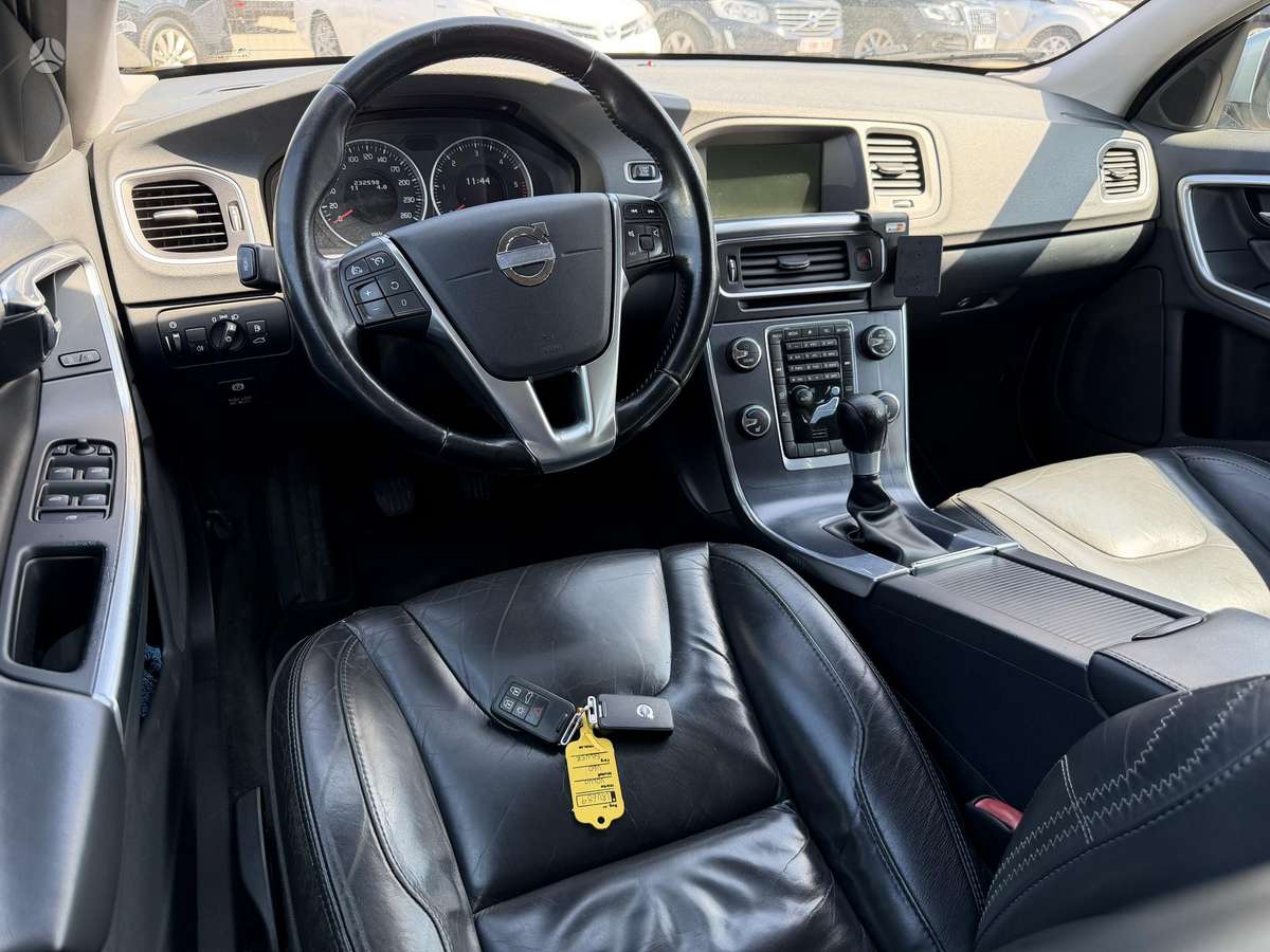 Volvo V60, 1.6 l., Универсал