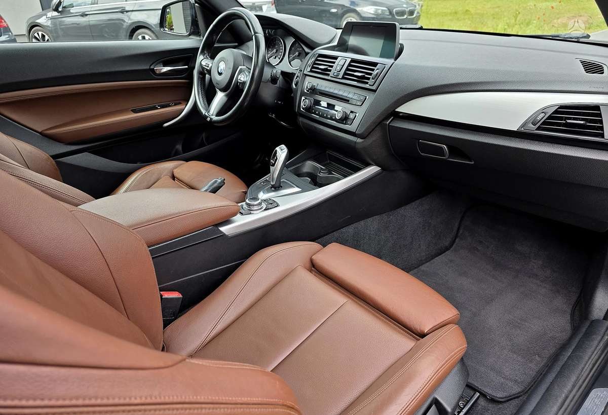 BMW 218, 2.0 l., coupe