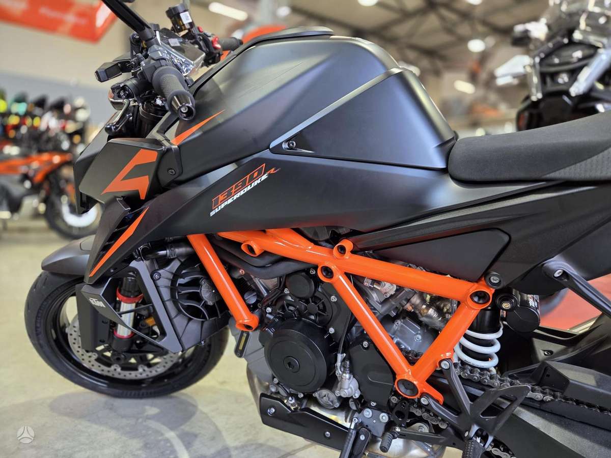 KTM Super Duke 1350cc, street / classic