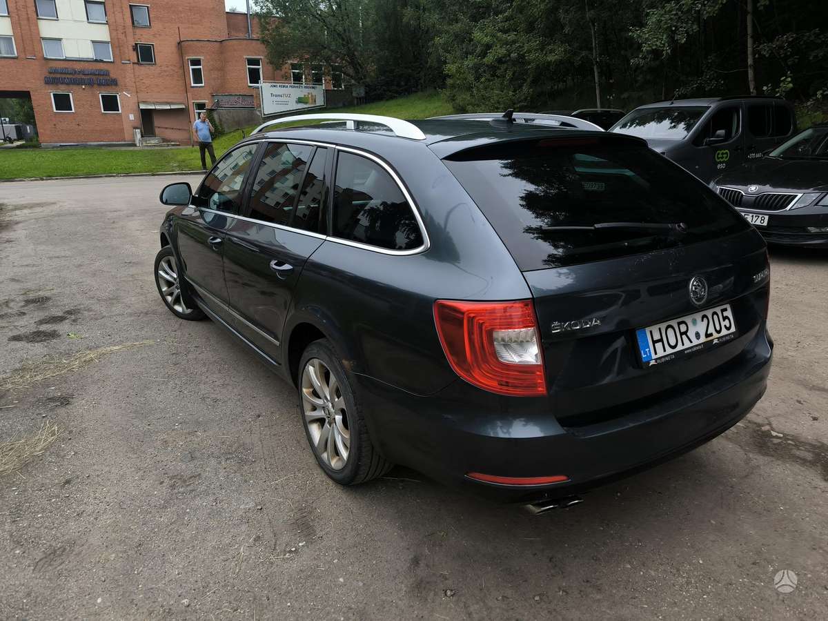 Skoda Superb, 2.0 l., universalas