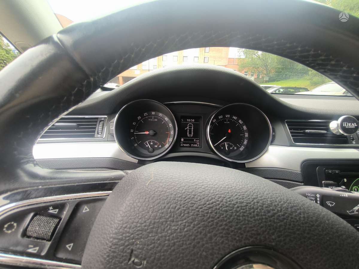 Skoda Superb, 2.0 l., universalas