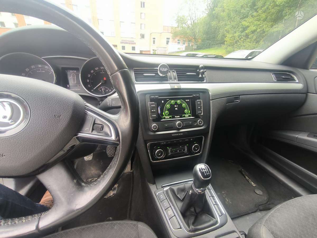 Skoda Superb, 2.0 l., universalas