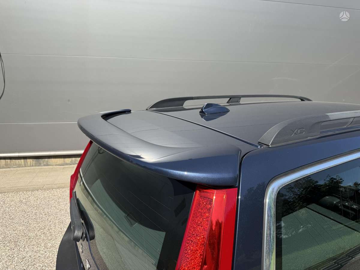 Volvo XC70, 2.0 l., Универсал