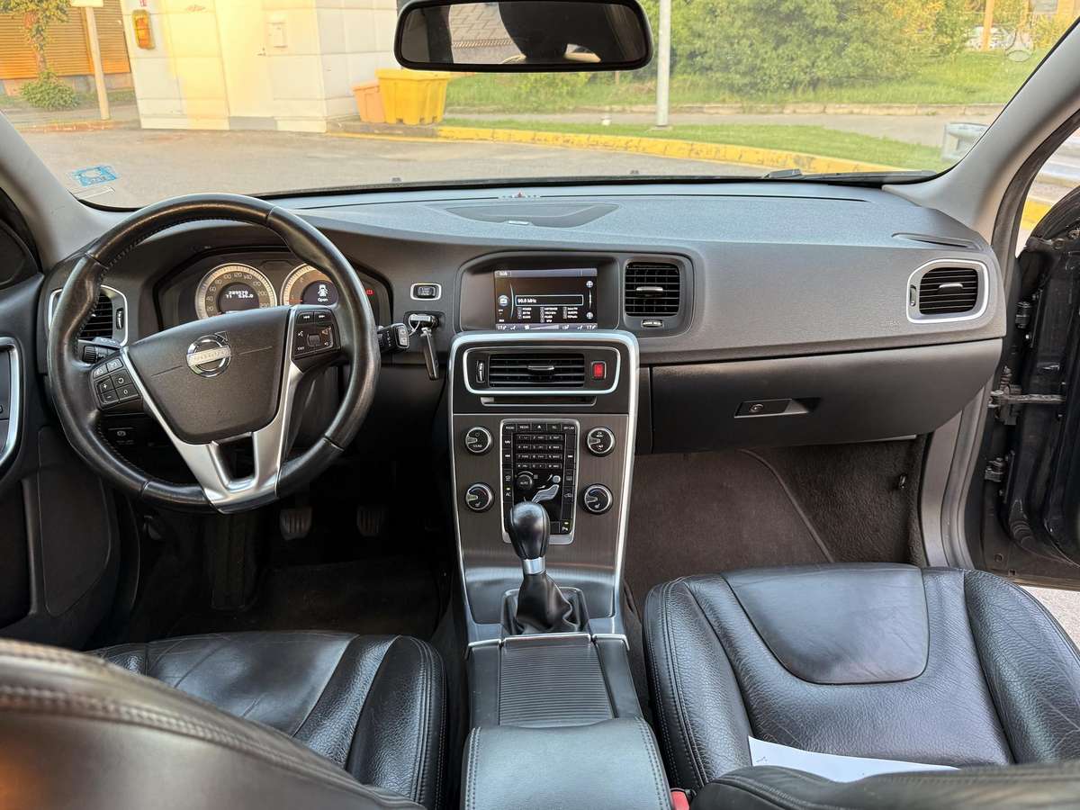 Volvo V60, 2.0 l., wagon