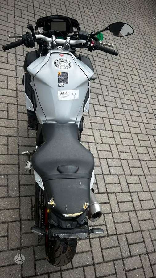 Yamaha MT 10 1000cc, street / classic