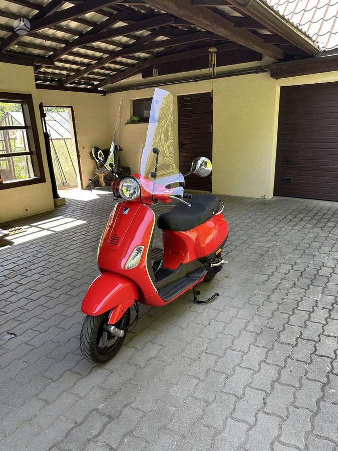 Piaggio Vespa 49cc, мотороллеры / мопеды