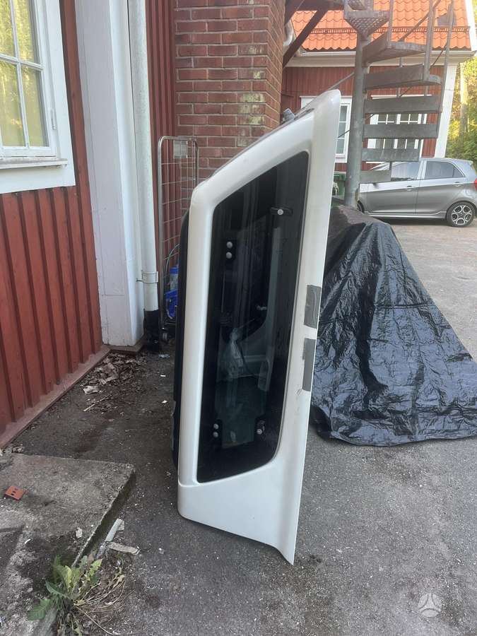Toyota Hilux kėbulo dalys