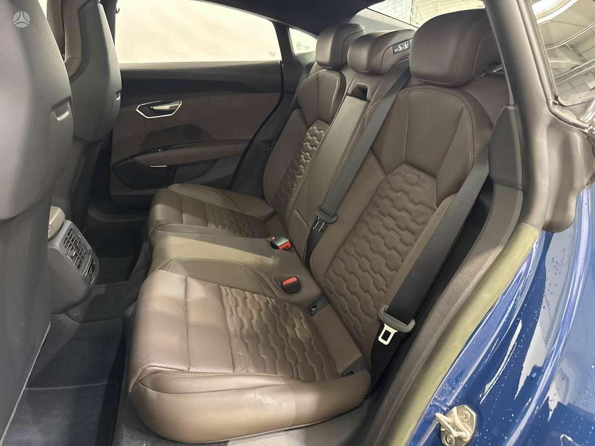 Audi e-tron GT, 93 kWh, hatchback