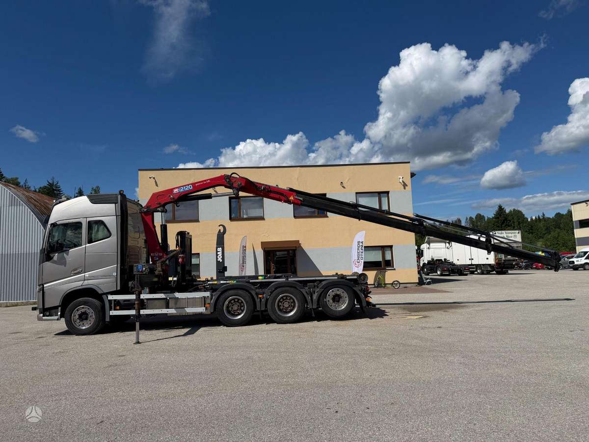Volvo FH540, с краном