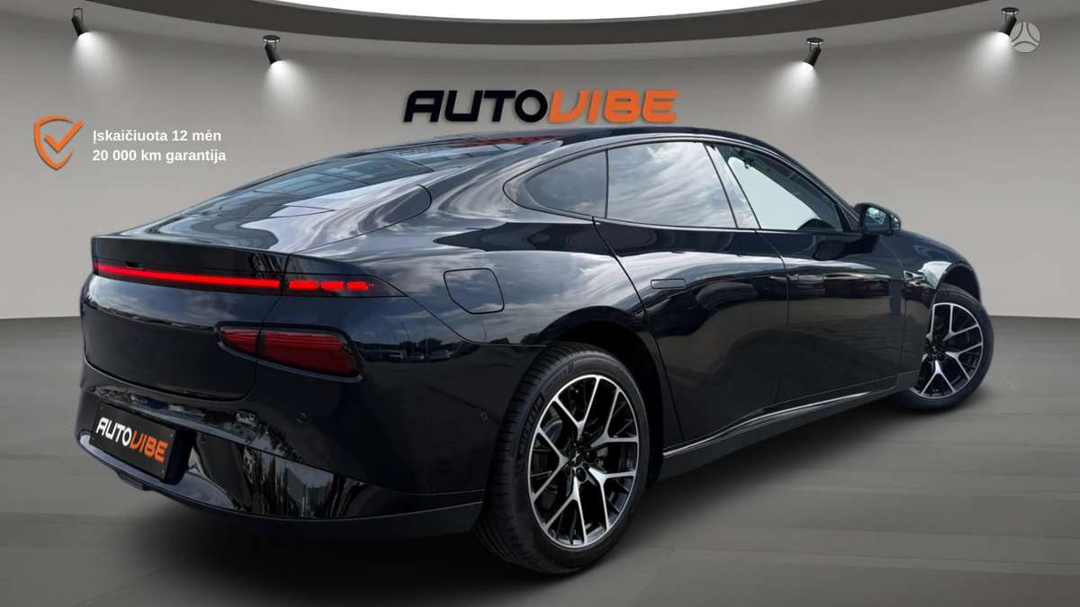 Xpeng P7, 86 кВт·ч, Седан