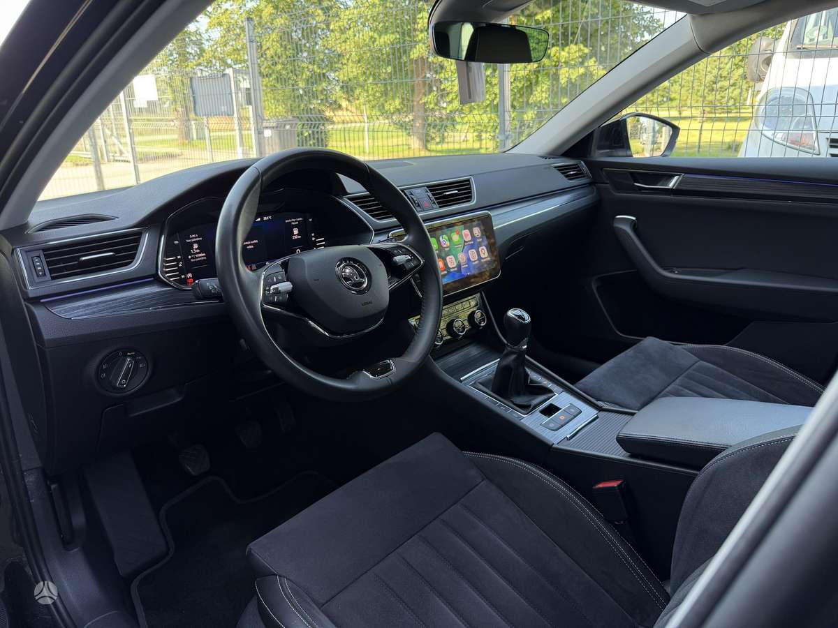 Škoda Superb - 12