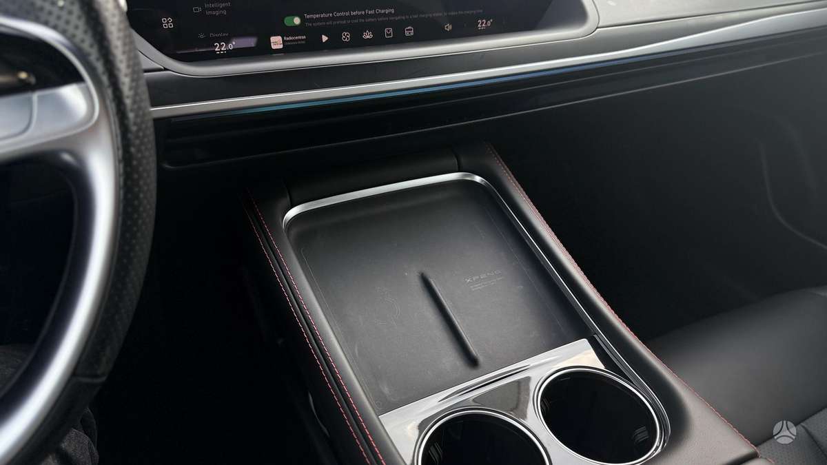 Xpeng P7, 86 кВт·ч, Седан