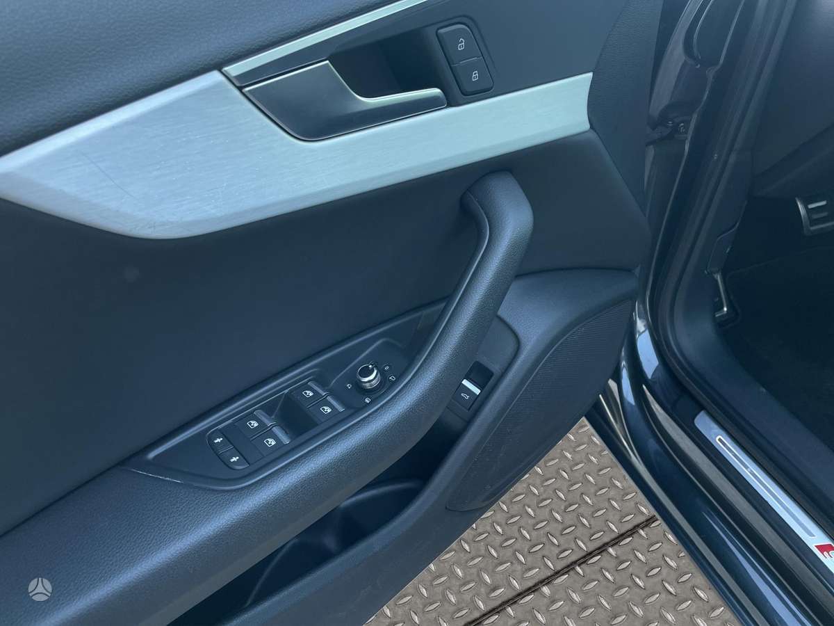 Audi A4, 2.0 l., Универсал