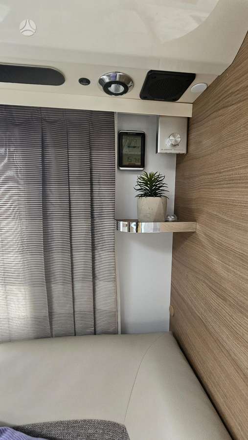 Adria 573pt, prikabinami nameliai