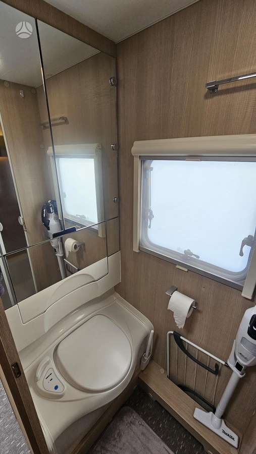 Adria 573pt, prikabinami nameliai