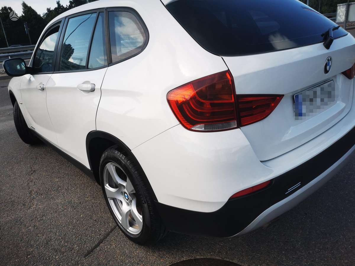 BMW X1, 2.0 l., Минивэн