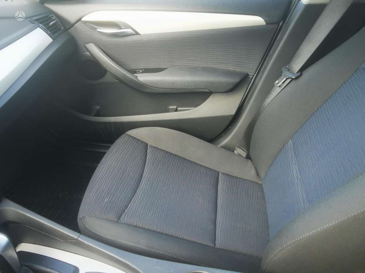 BMW X1, 2.0 l., Минивэн