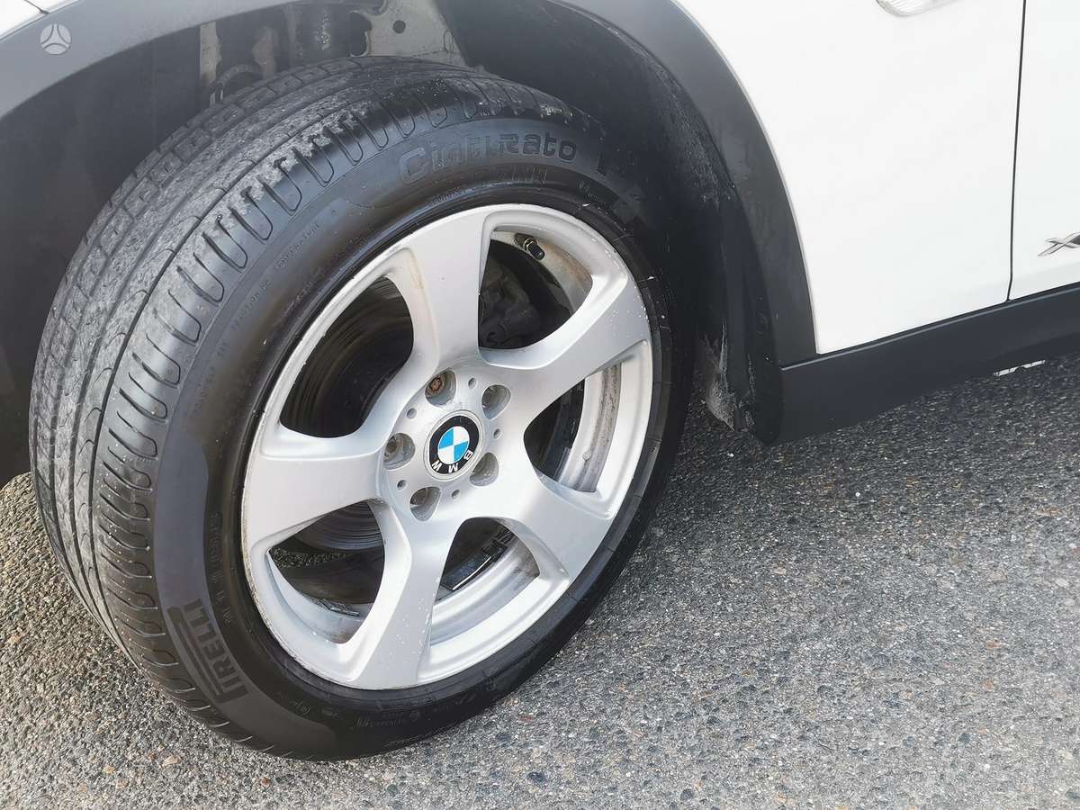 BMW X1, 2.0 l., Минивэн