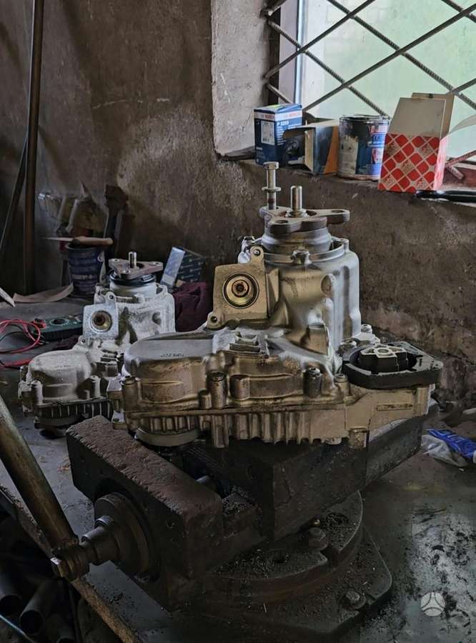 BMW 525, 2.0 l., Седан