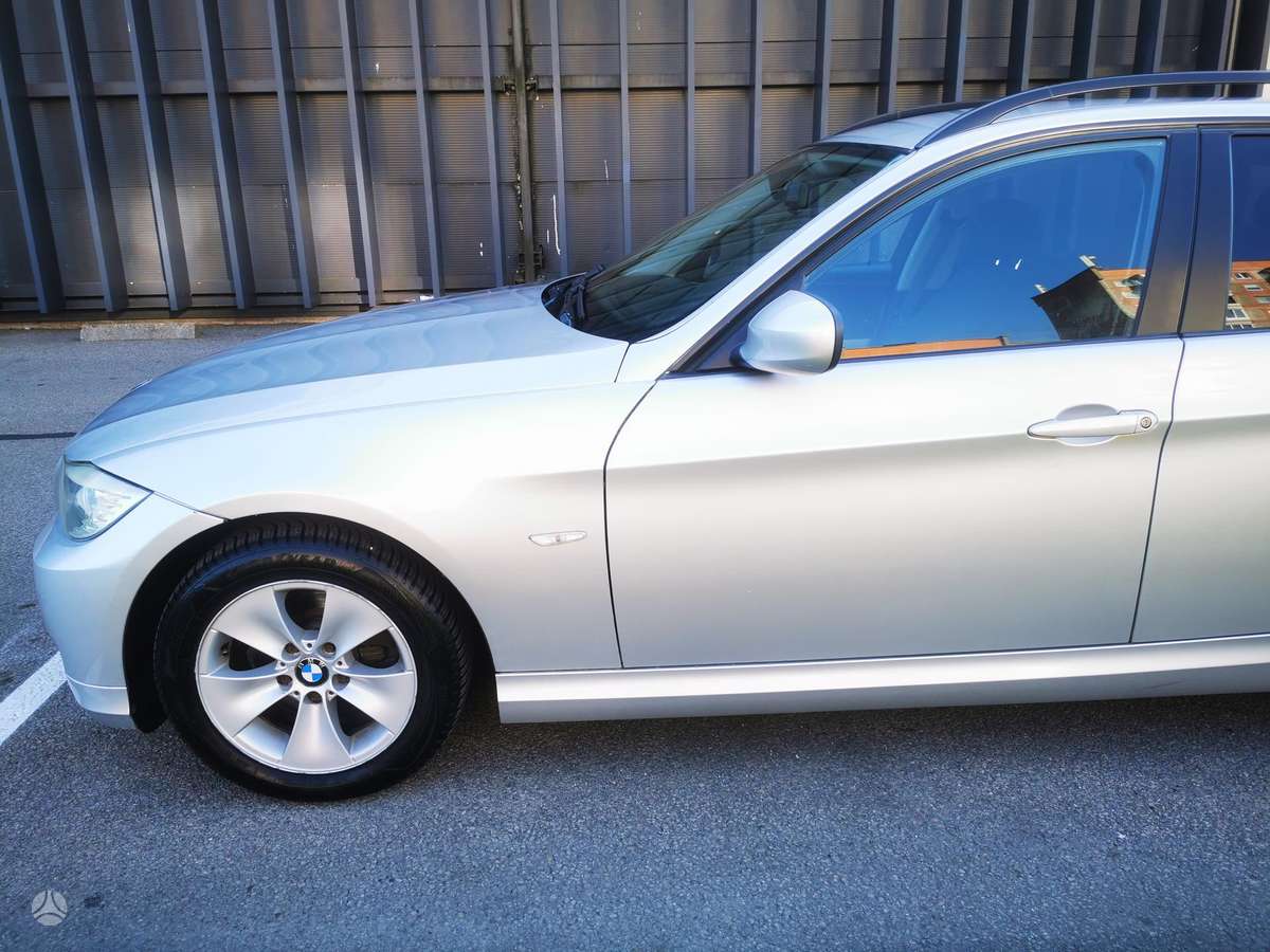 BMW 318, 2.0 l., wagon