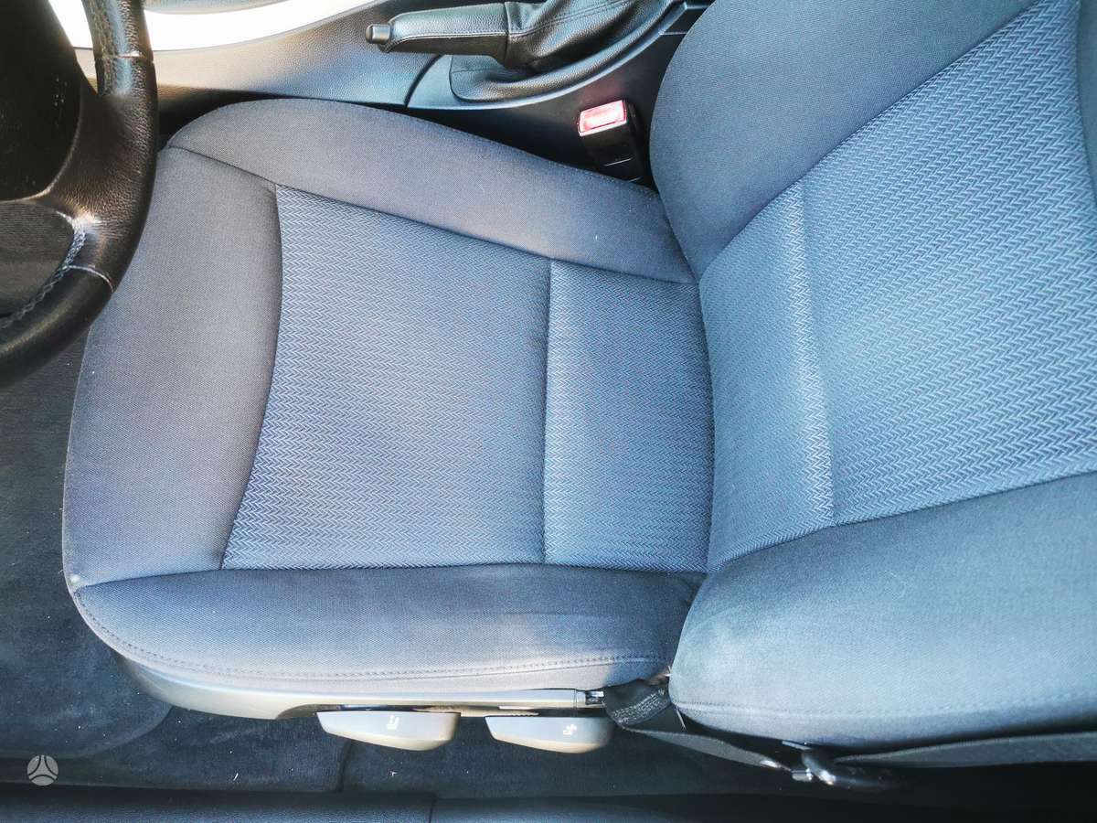 BMW 318, 2.0 l., wagon
