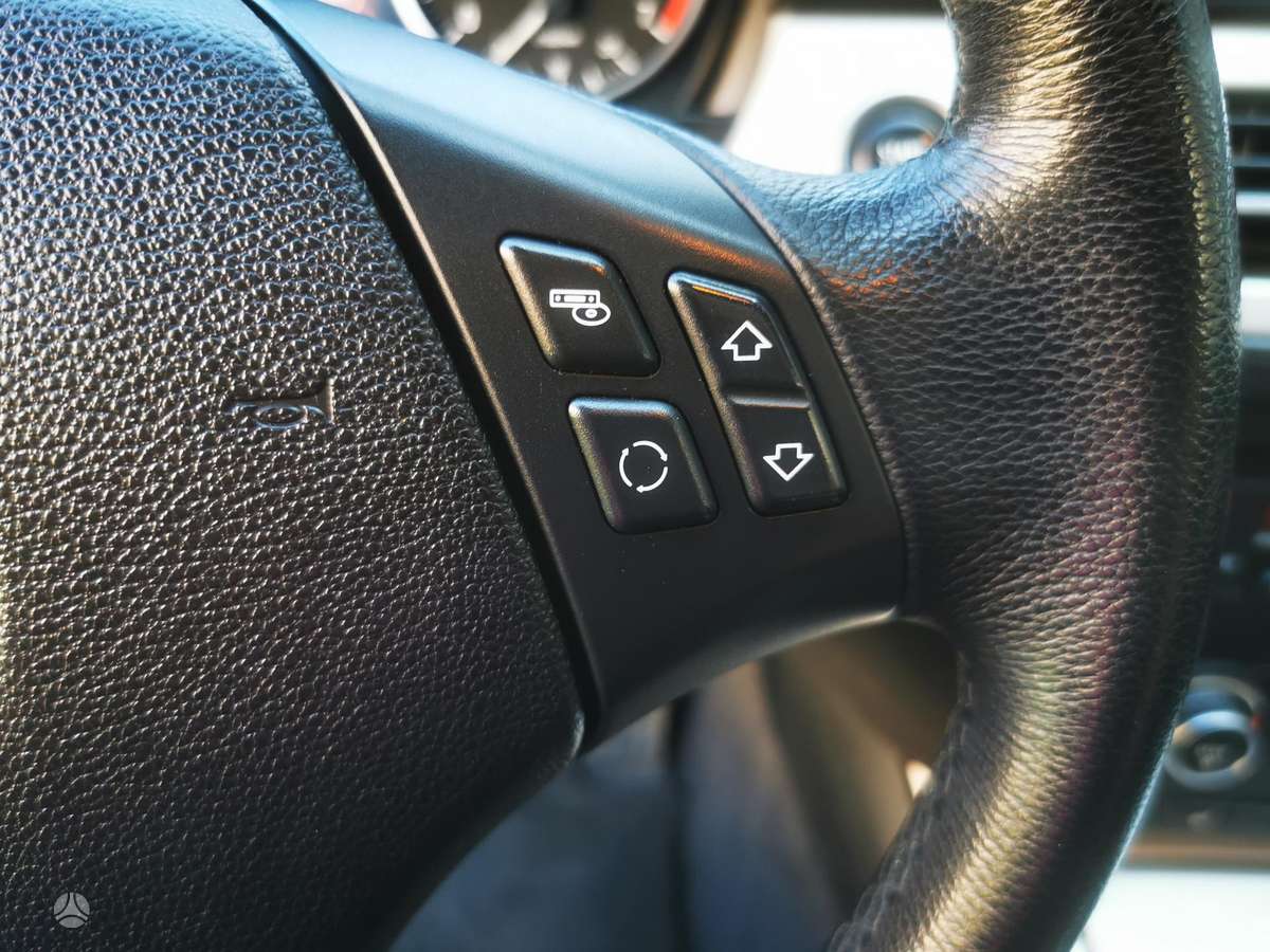 BMW 318, 2.0 l., Универсал