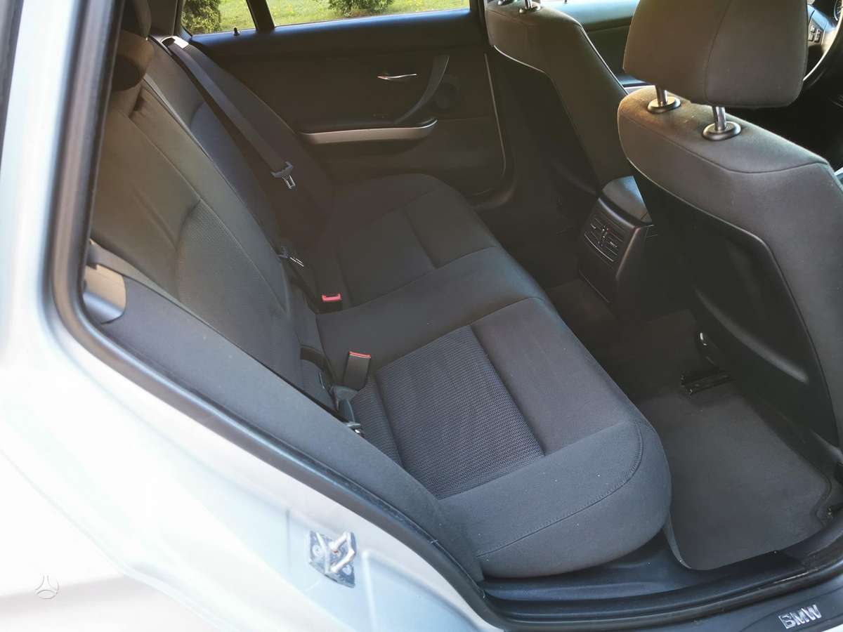 BMW 318, 2.0 l., wagon