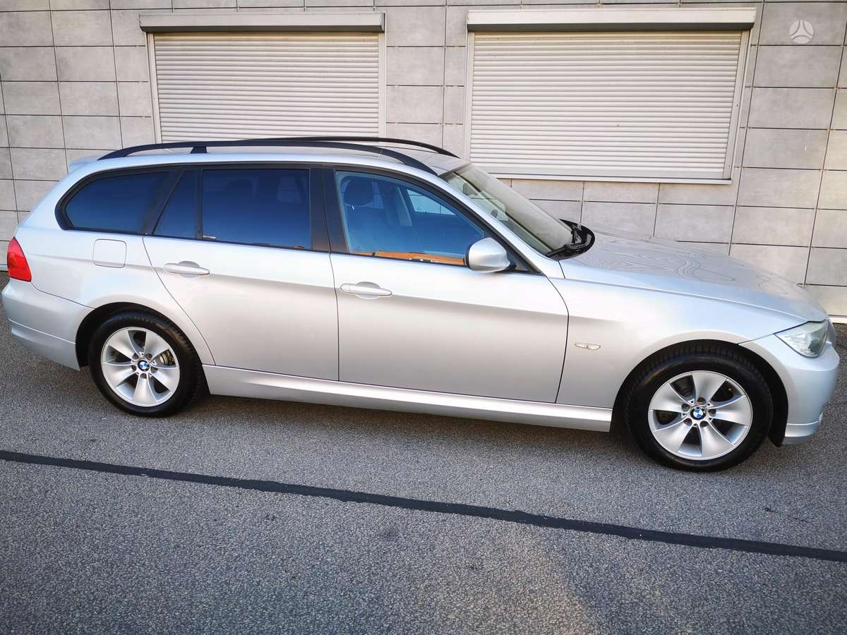 BMW 318, 2.0 l., wagon