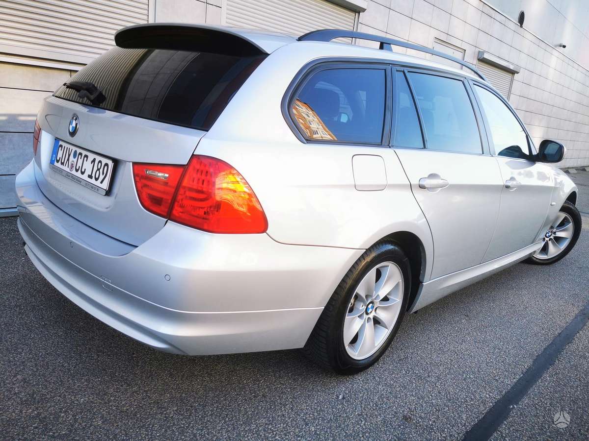 BMW 318, 2.0 l., wagon
