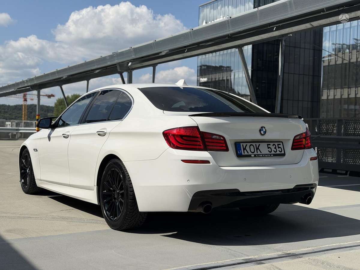 BMW 535, 3.0 l., Седан