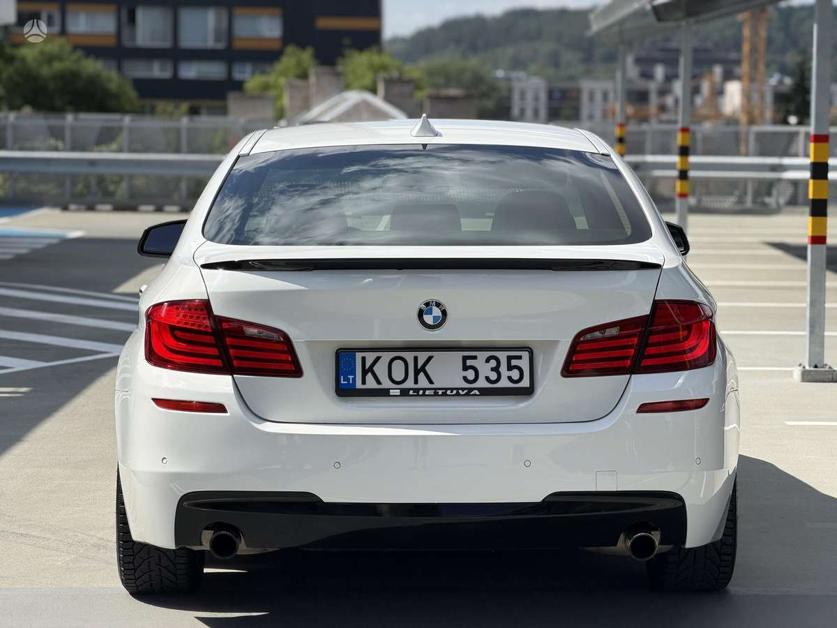 BMW 535, 3.0 l., Седан