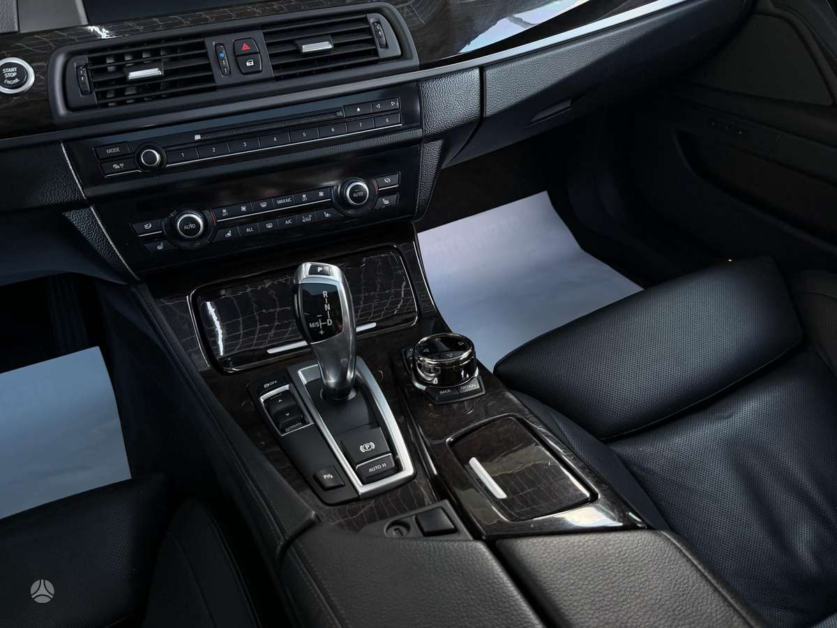 BMW 535, 3.0 l., Седан