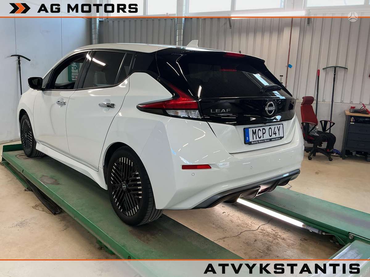 Nissan Leaf, 40 kWh, hatchback