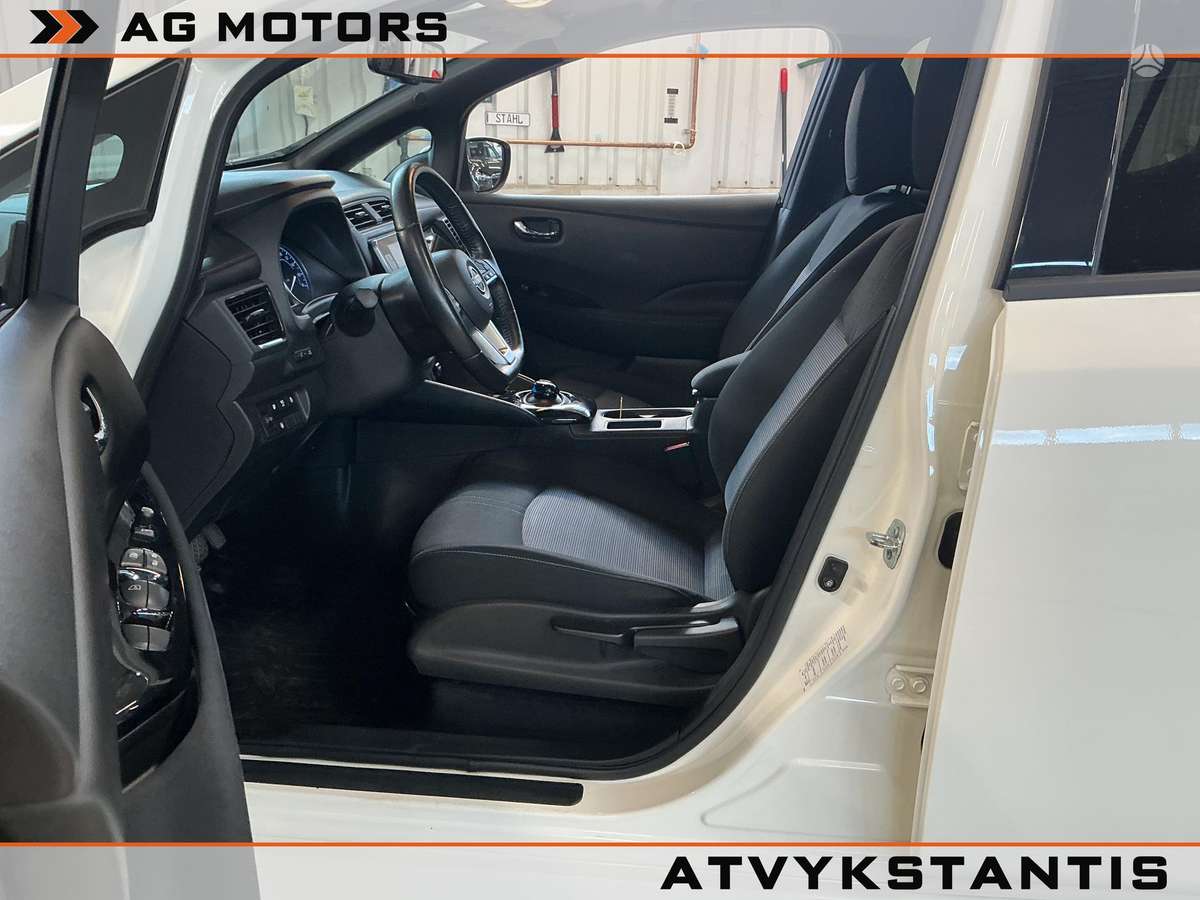 Nissan Leaf, 40 кВт·ч, Хэтчбек