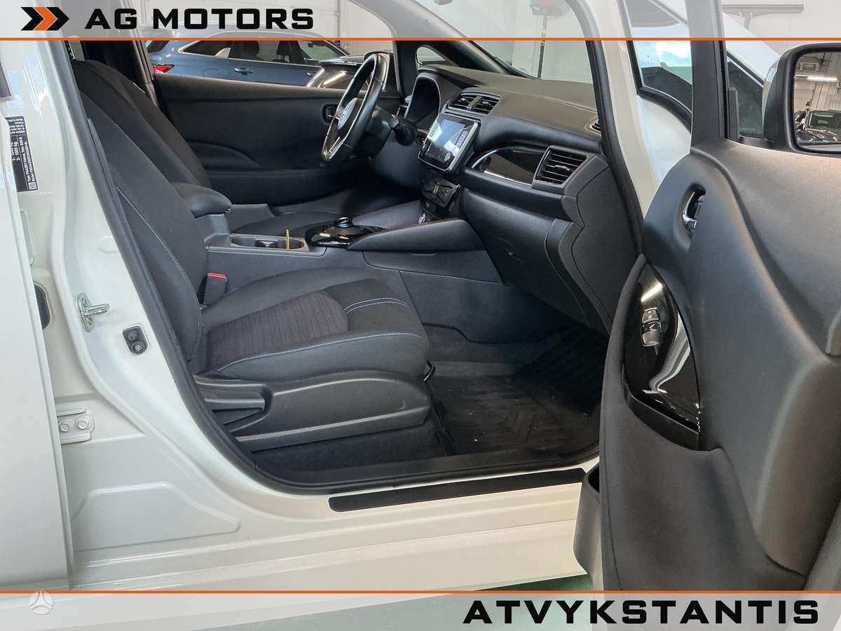 Nissan Leaf, 40 кВт·ч, Хэтчбек