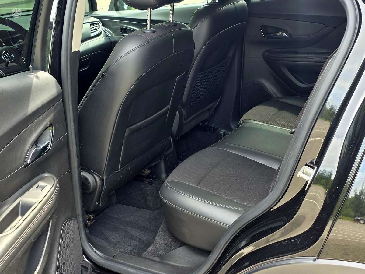 Buick Encore, 1.4 l., off-road / crossover