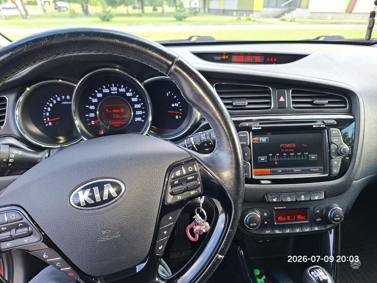 Kia Ceed, 1.6 l., universalas