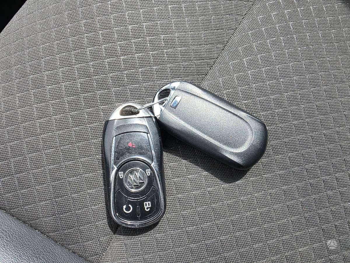 Buick Encore, 1.4 l., off-road / crossover